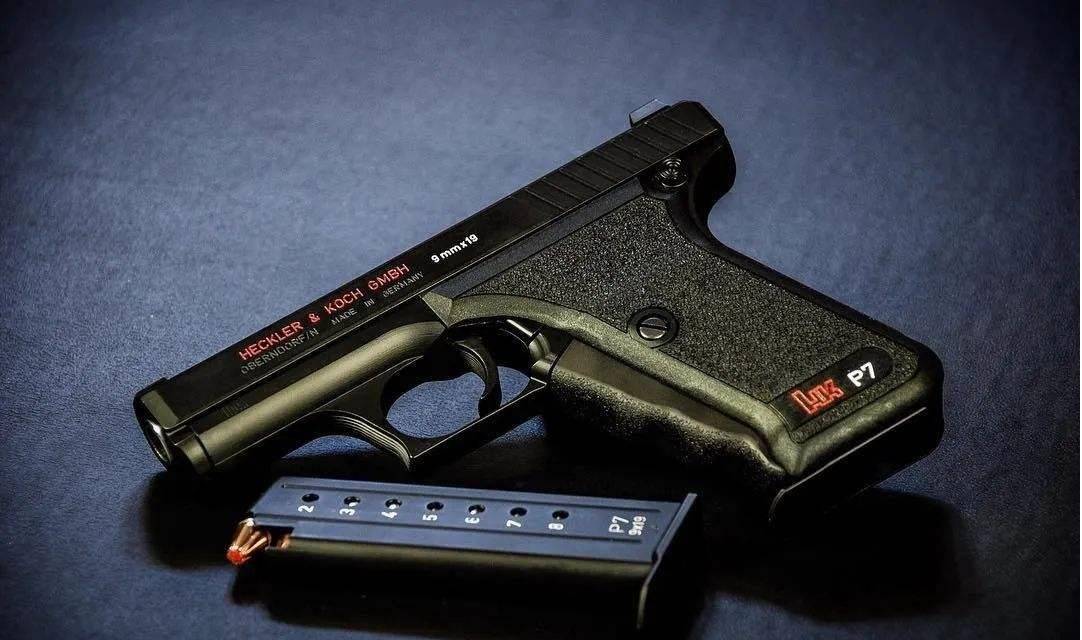全球十大手枪top6——德国hkp7手枪_枪管_活塞式_后坐