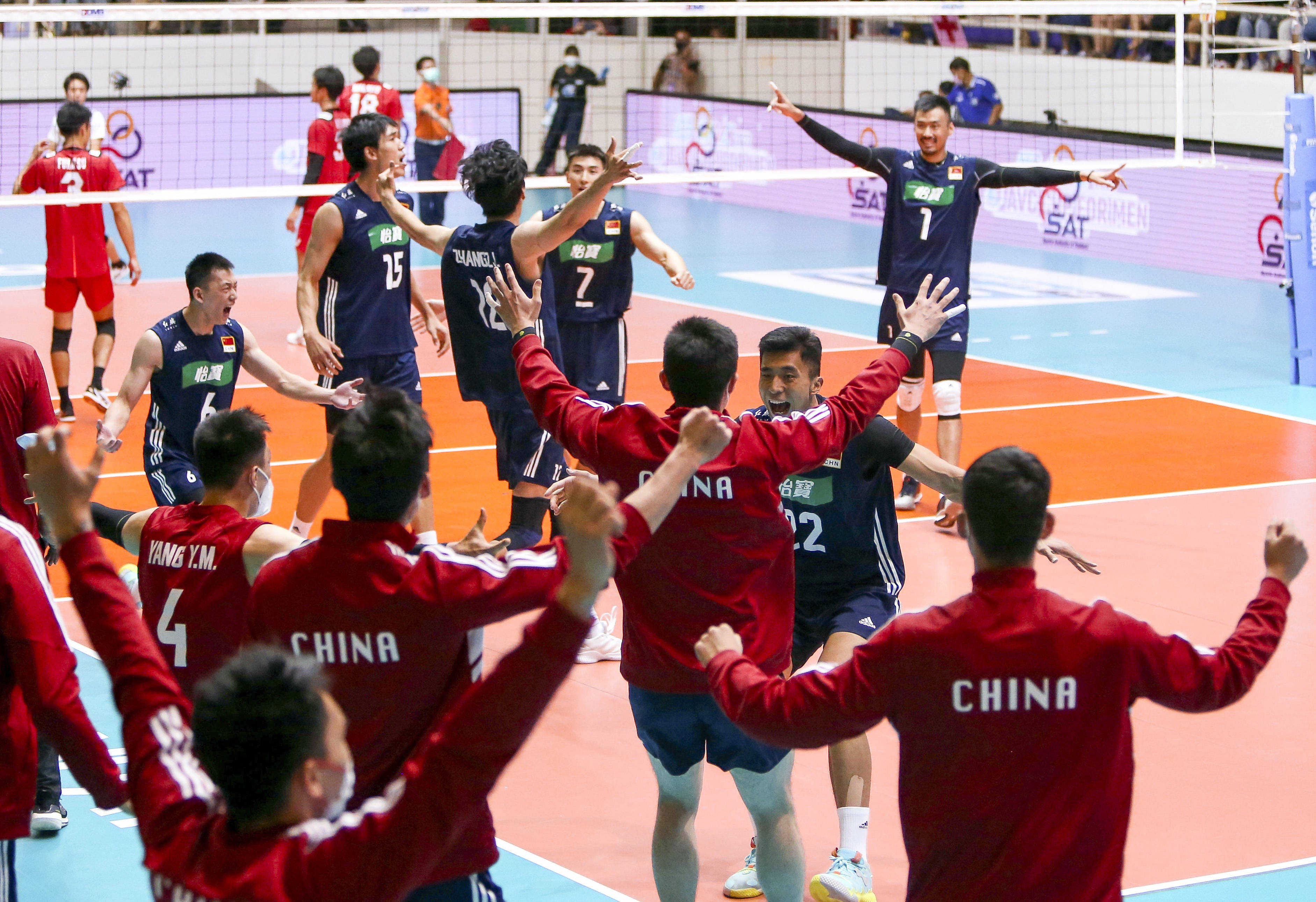 中国男排是冠军！2022男排亚洲杯颁奖典礼高清大图-搜狐大视野-搜狐新闻