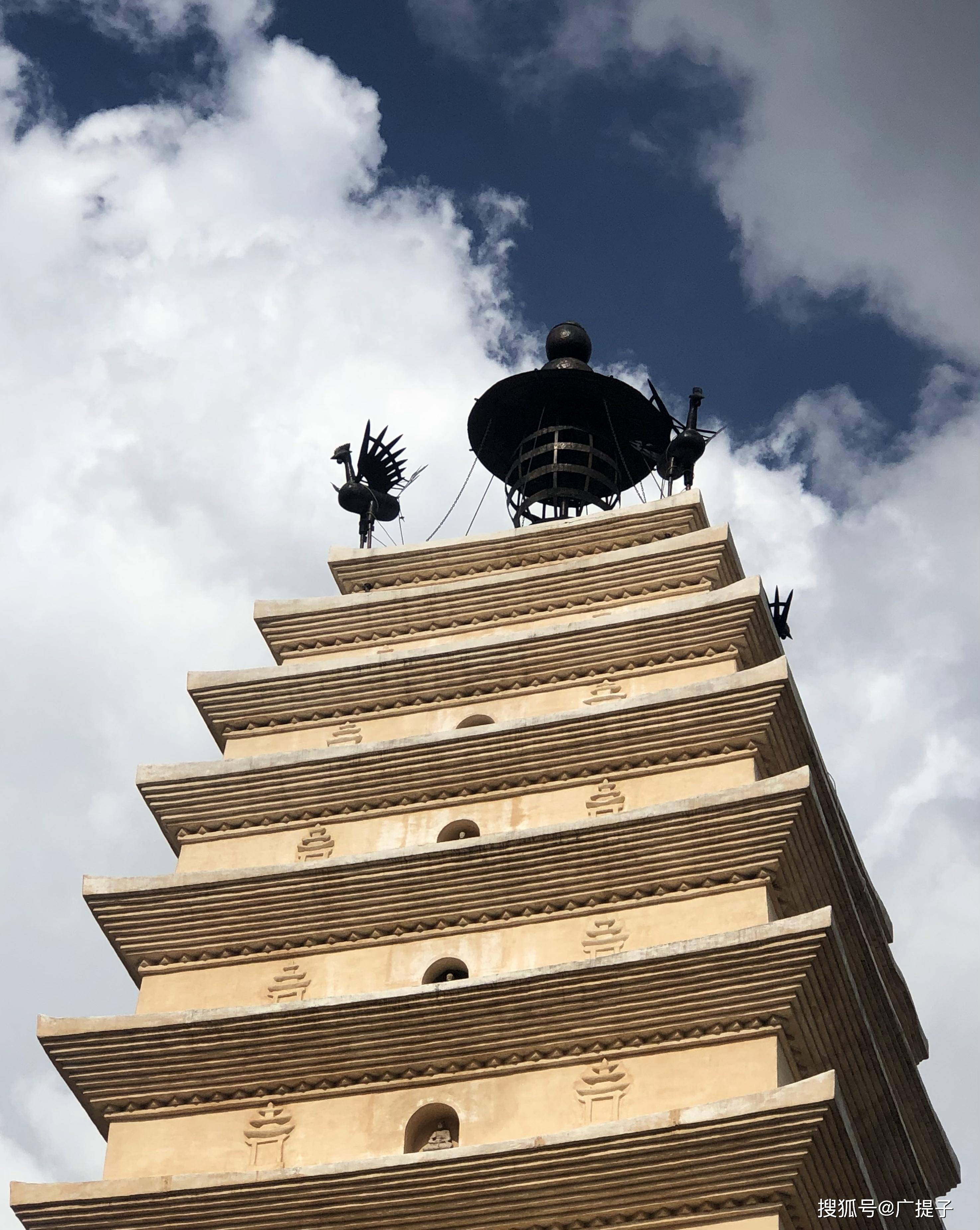 南诏国重要佛教遗存--昆明东寺塔和西寺塔_唐塔_风格_地震