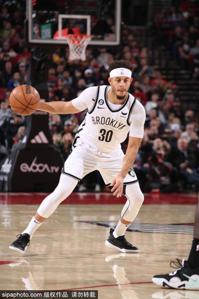 篮网队杜兰特砍下50分带队逆转