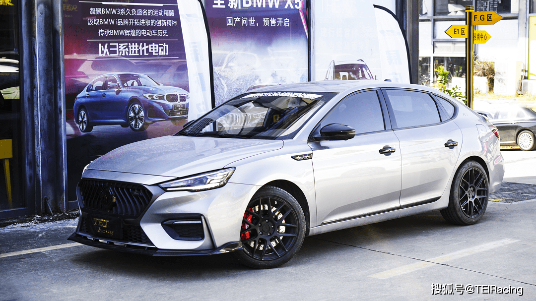 第三代名爵6改装tei刹车案例,轮毂饱满,性能强颜值高!