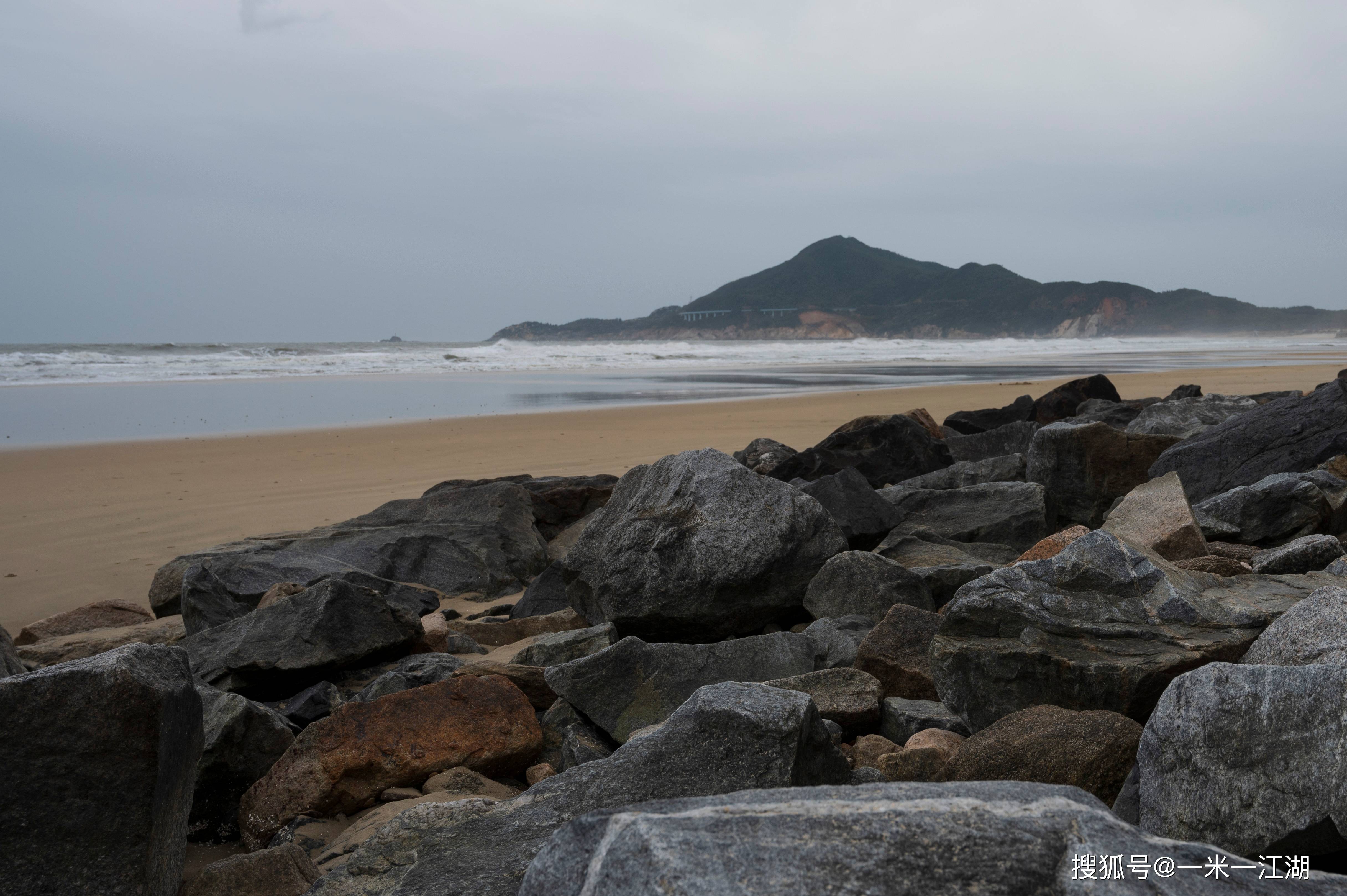 東山島—在臺風雨來臨前夜,我來到了海港小鎮_大海_南門灣_海水