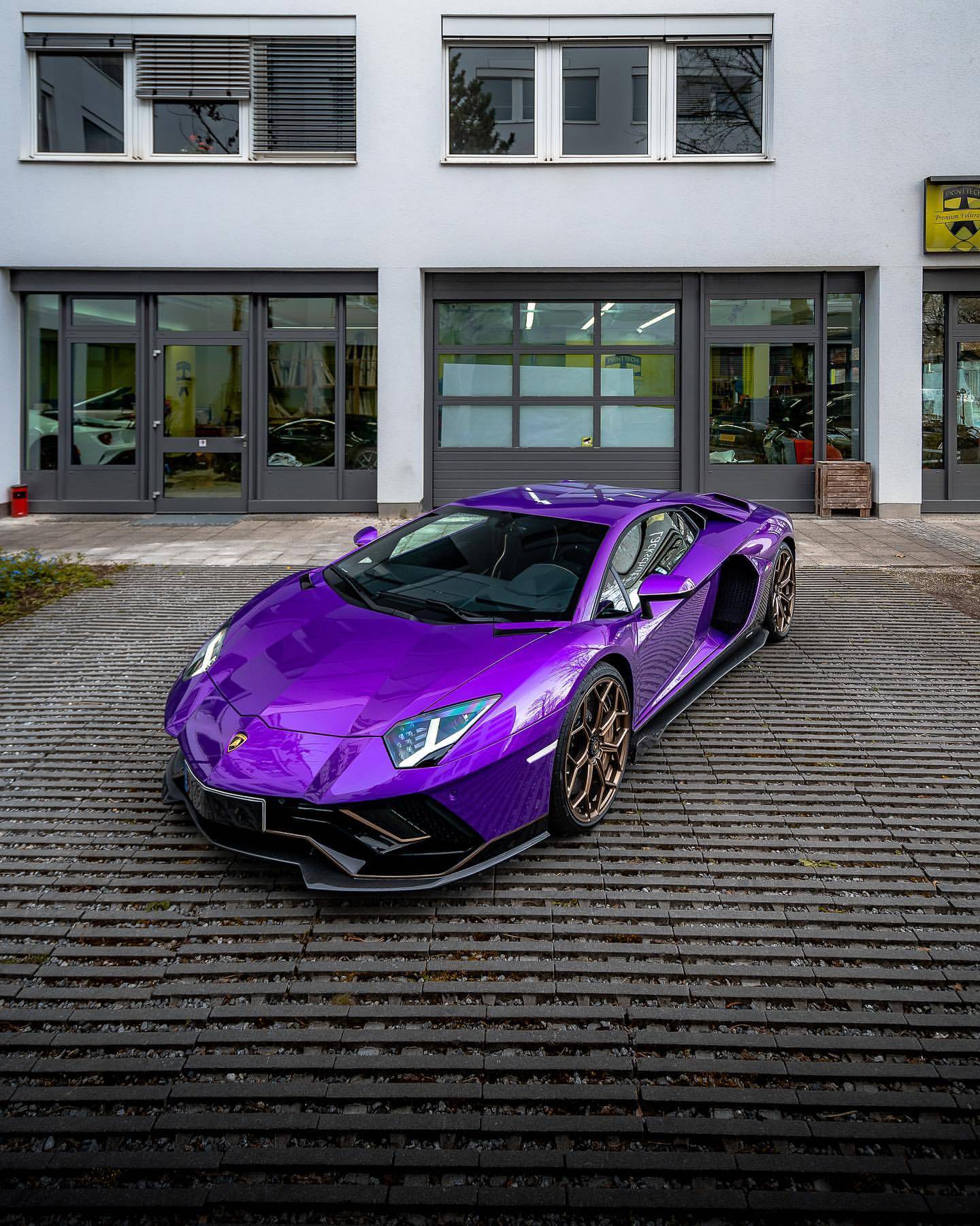 紫色兰博基尼大牛装贴xpel隐形车衣_搜狐汽车_搜狐网