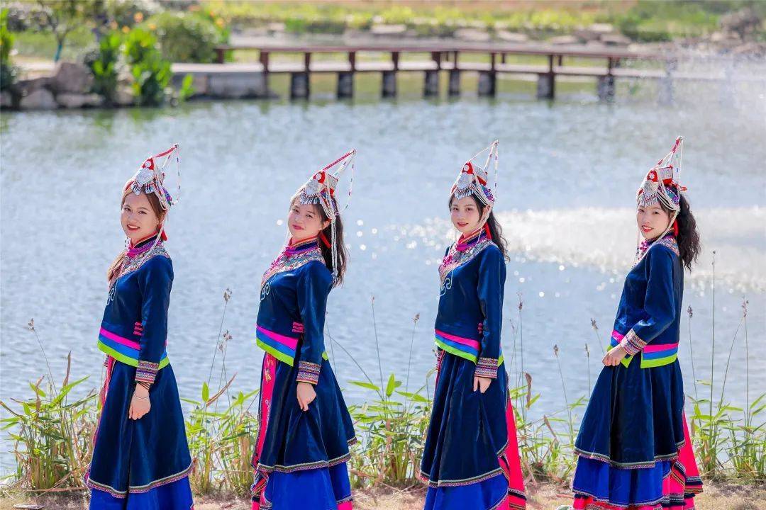 姚晨沙溢重聚,唐嫣首档常驻,众明星选择桐庐拍摄节目的理由是啥_畲族