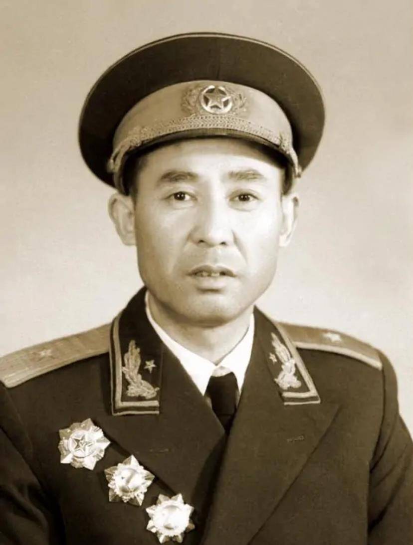 第二野战军4兵团,5兵团战斗序列详述,将领名单,1955年授衔情况_军衔
