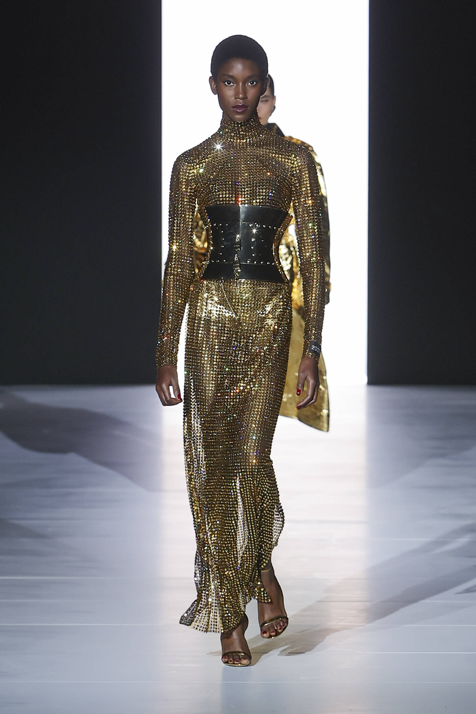 dolce&gabbana 杜嘉班纳 2023/24 秋冬女装发布会_感性_女性_剪裁