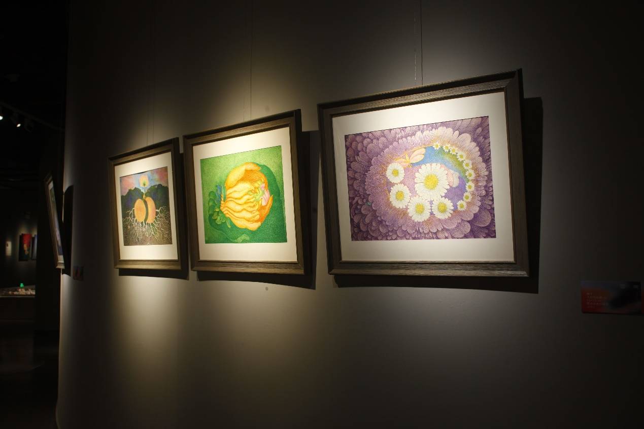 “回响“当代女艺术家联展开启双城联动湖州美术馆展出