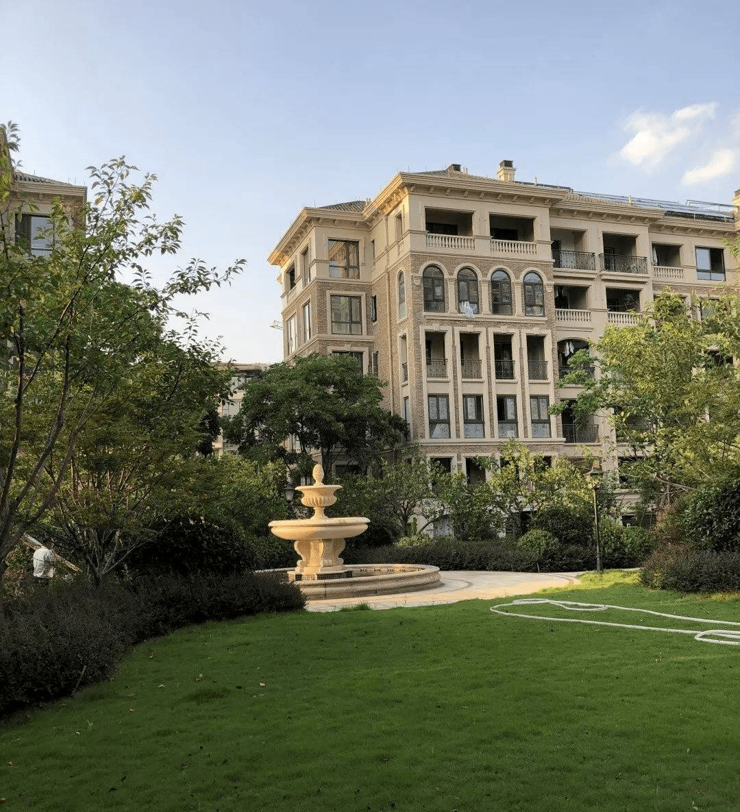 杭州余杭新湖菲林山售楼处电话;杭州余杭新湖菲林山售楼处地址;楼盘