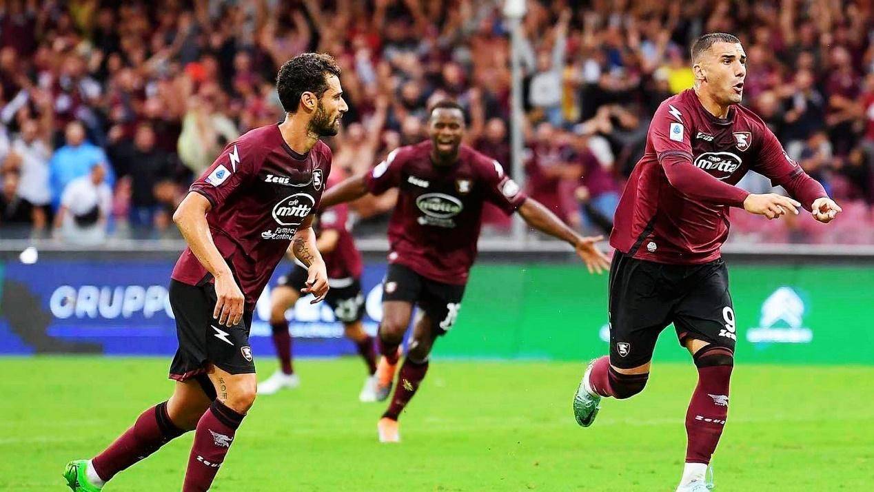 意甲ac米兰vs萨勒尼塔纳:面对弱旅,ac米兰主场能否取胜抢下第3的位置