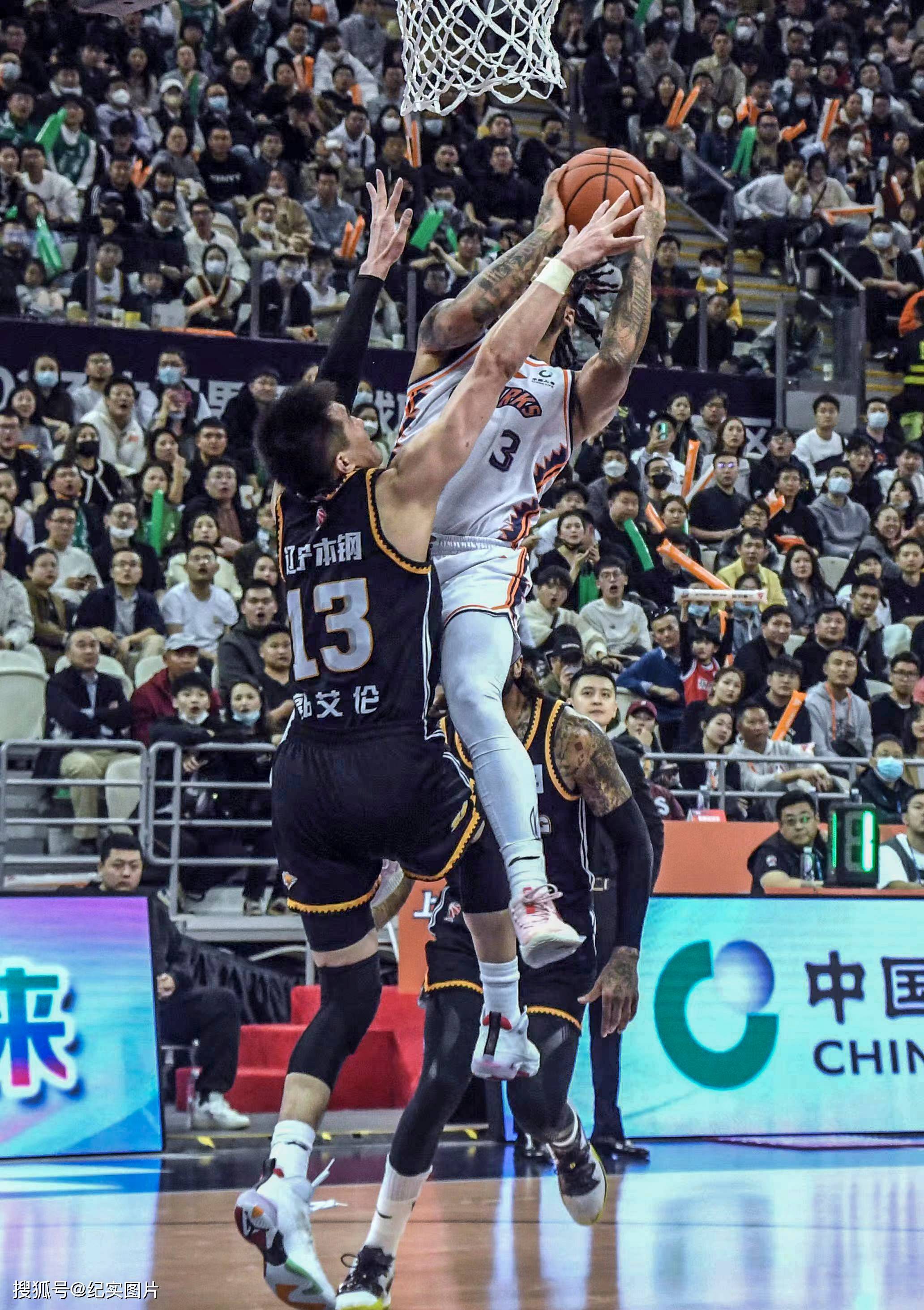 cba2023常规赛上海"大鲨鱼"主场战胜辽宁_忠良_韩德君_特林布尔