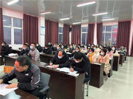 盱眙开发区实验学校开展“学思践悟新思想 展现四敢新担当”活动 