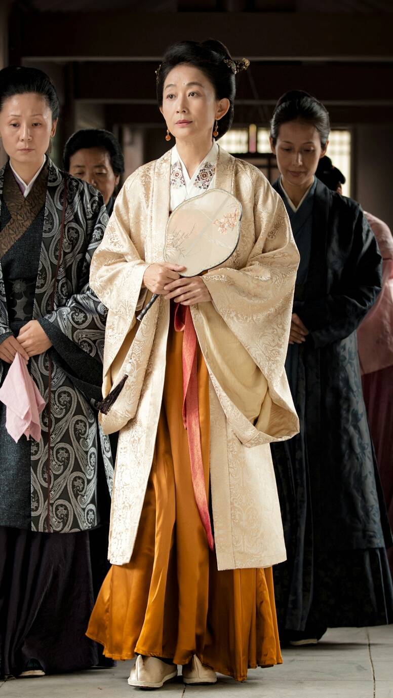 专心在娱乐圈打拼的陈瑾,事业非常的顺畅,出演《相依年年》的她获得了