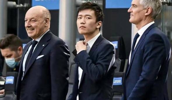 在张康阳成为国米实际控股人之后,他迅速融入了意大利足球的文化,与