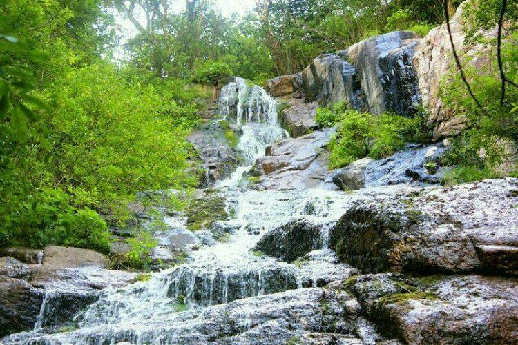 5月19日中国旅游日,灵石红崖峡谷景区免首道大门票