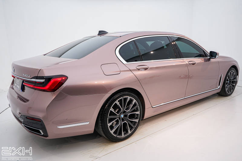 厦门贴膜改色 宝马七系贴冰莓粉改色膜