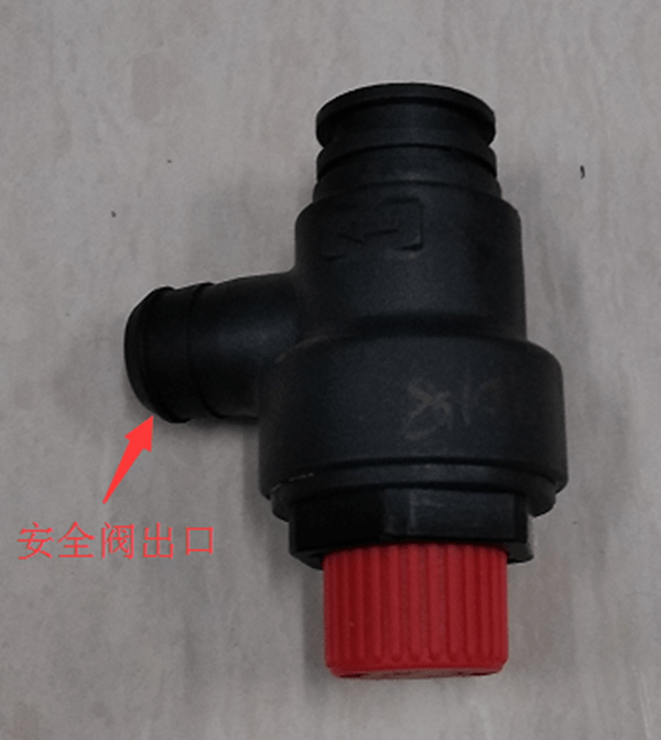 燃气壁挂炉安全阀自动喷水的原因及解决办法_情况_水位_水压