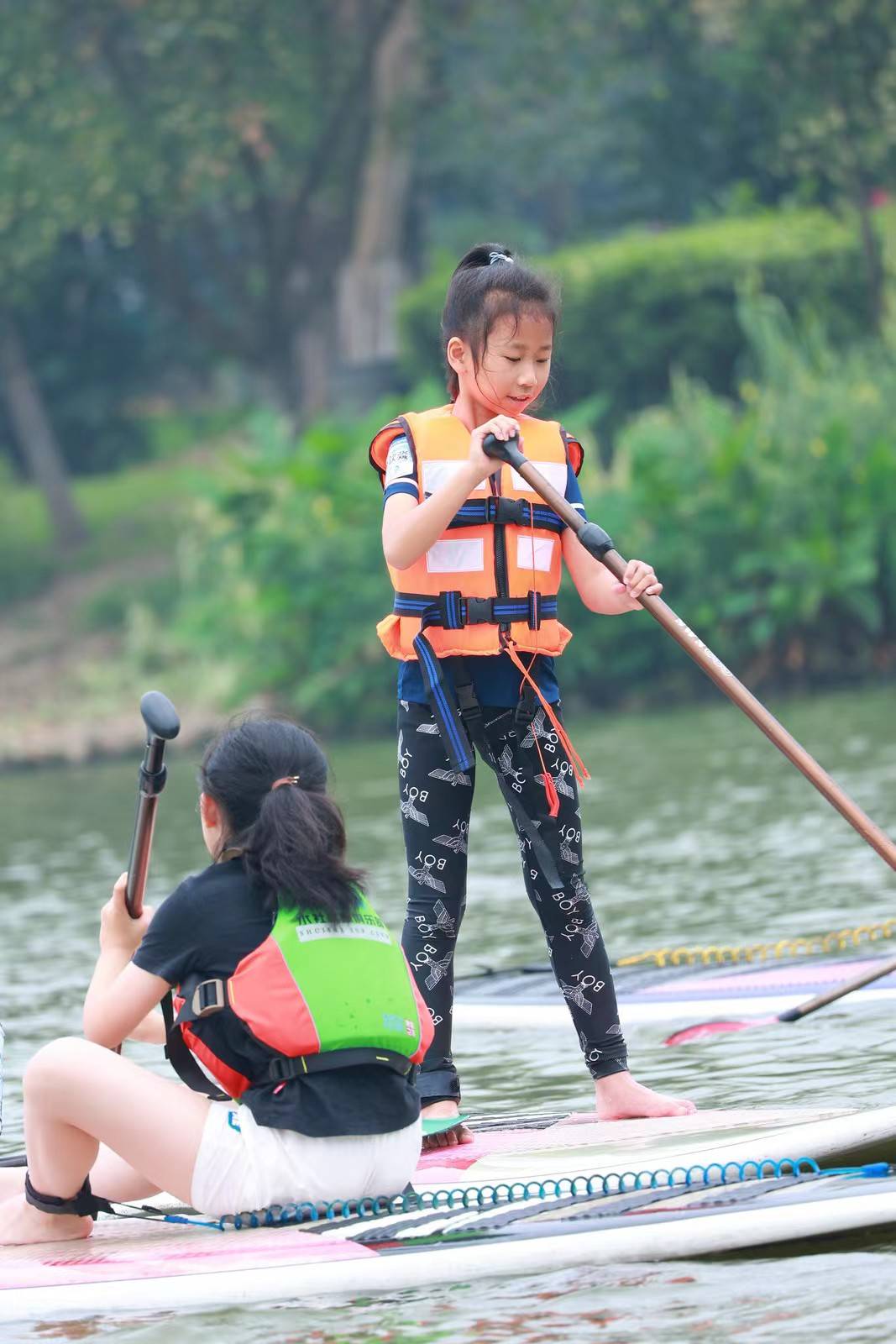 新颖时尚的桨板俱乐部引入广州地标白云湖_活动_运动_教练