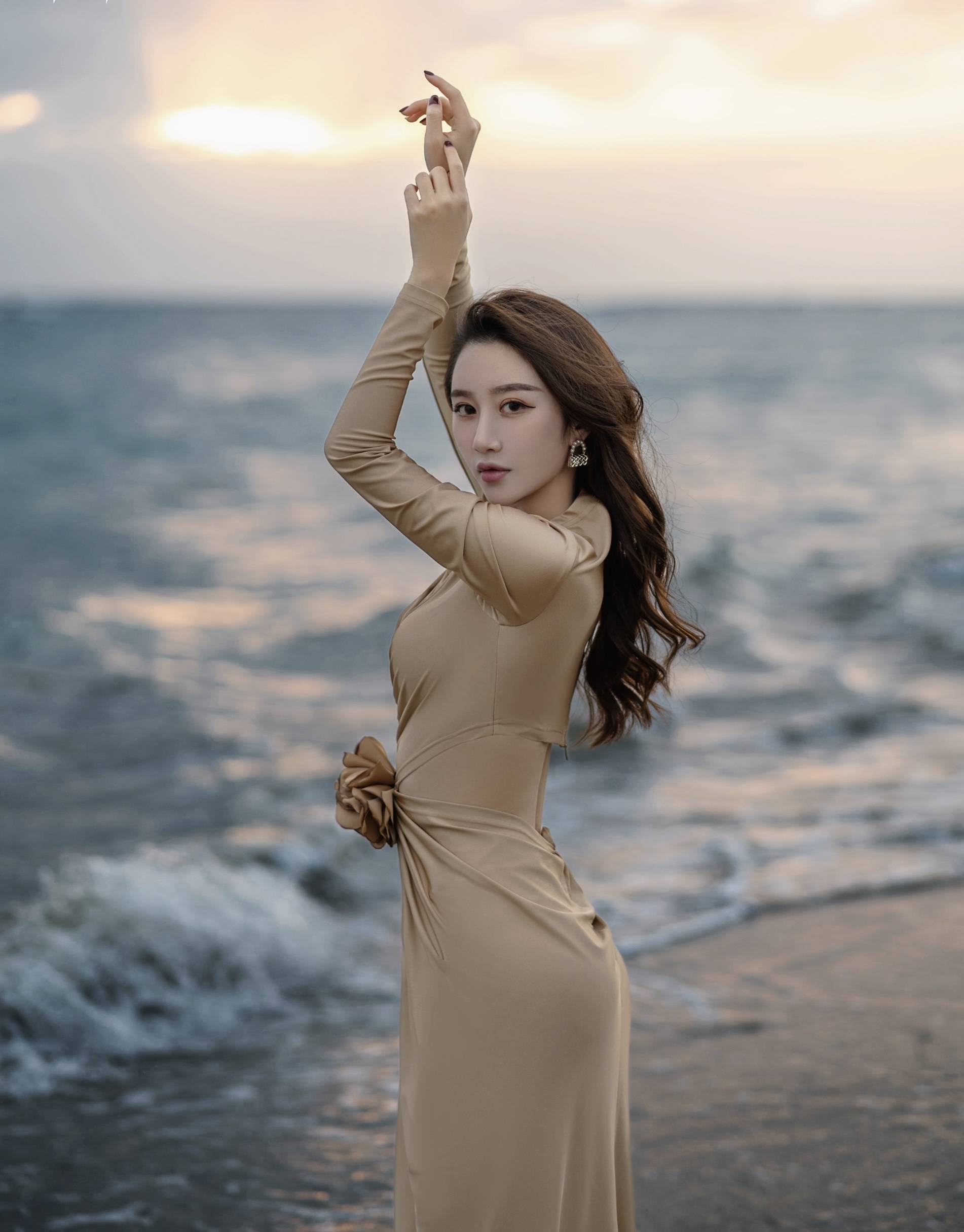 全球国际小姐大赛将邀请胡兵,胡彩虹,吴春怡,吴梦诗亮相青岛啤酒节