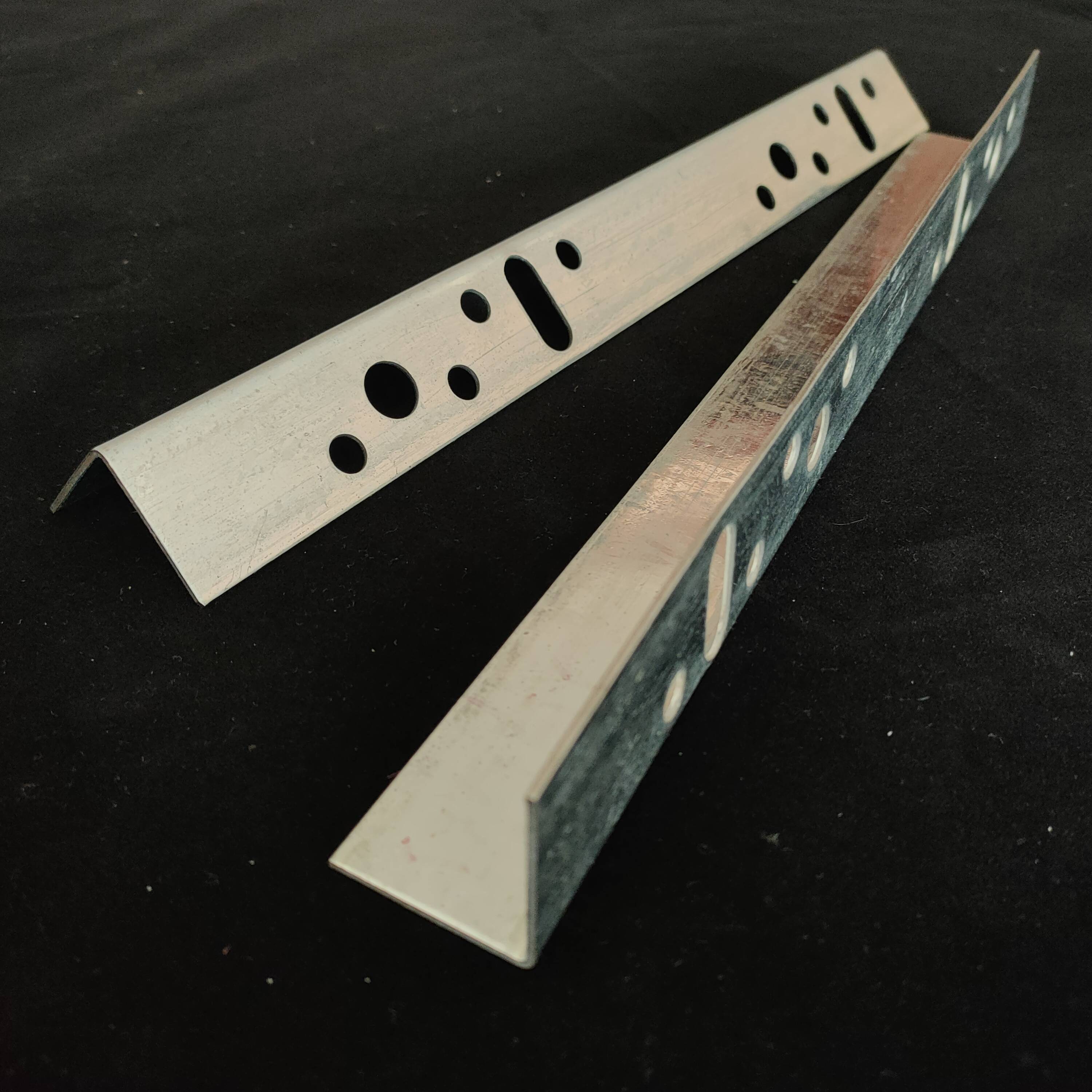 岩棉保温板底部托架_定制_材质_需求