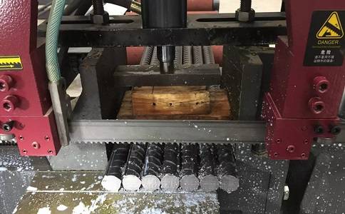 是什么原因造成切屑粘结在合金带锯条齿尖?_摩擦_问题_热量