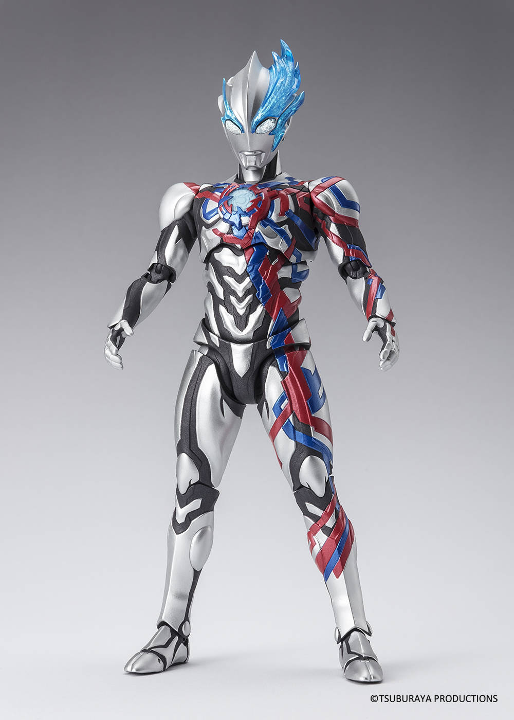 82 预计发货时间:2023年11月此手办再现了布莱泽奥特曼的造型特点