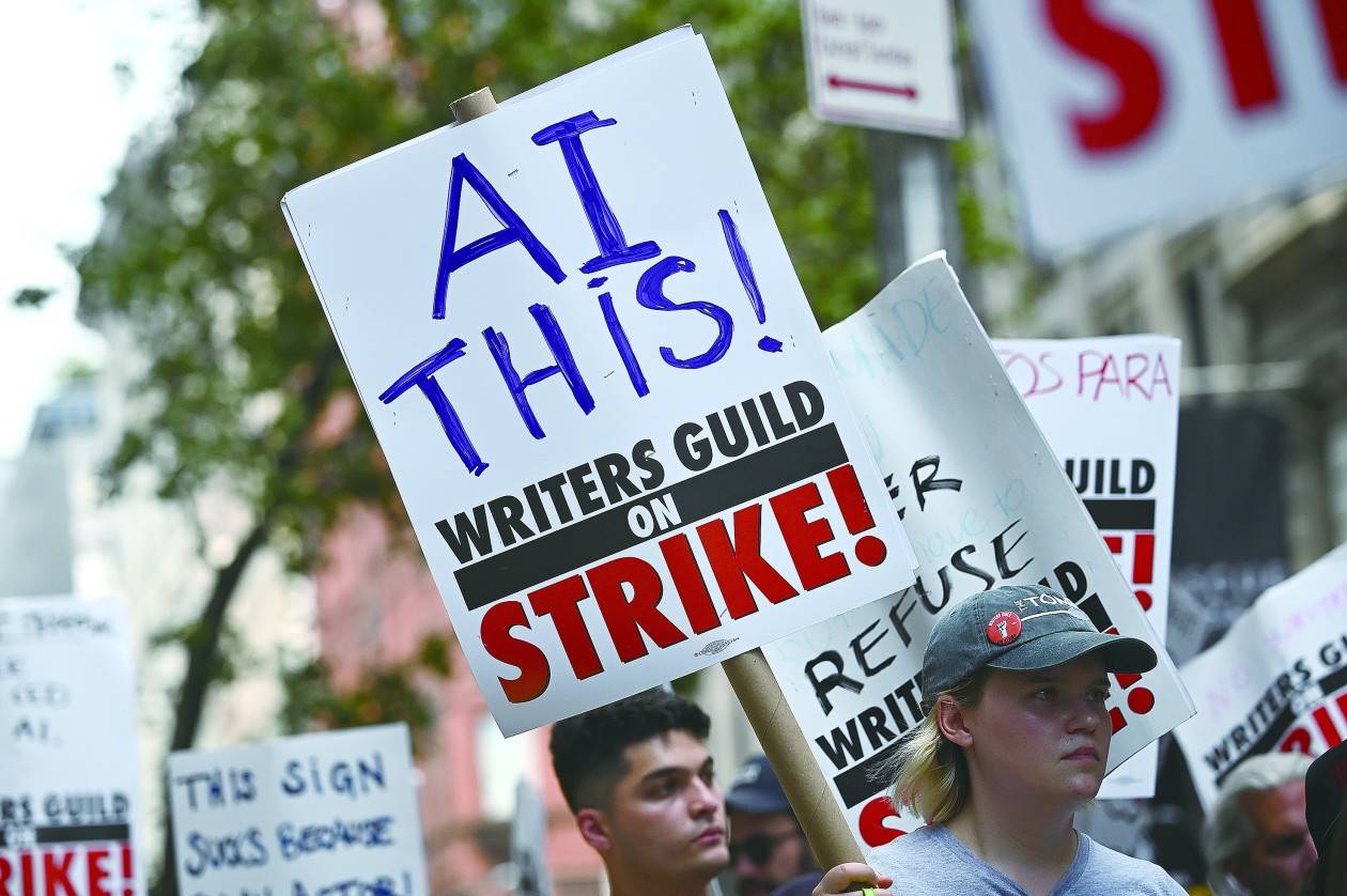 好莱坞63年来首次艺人大罢工:全面停工抗议人工智能威胁_美国_电影_创
