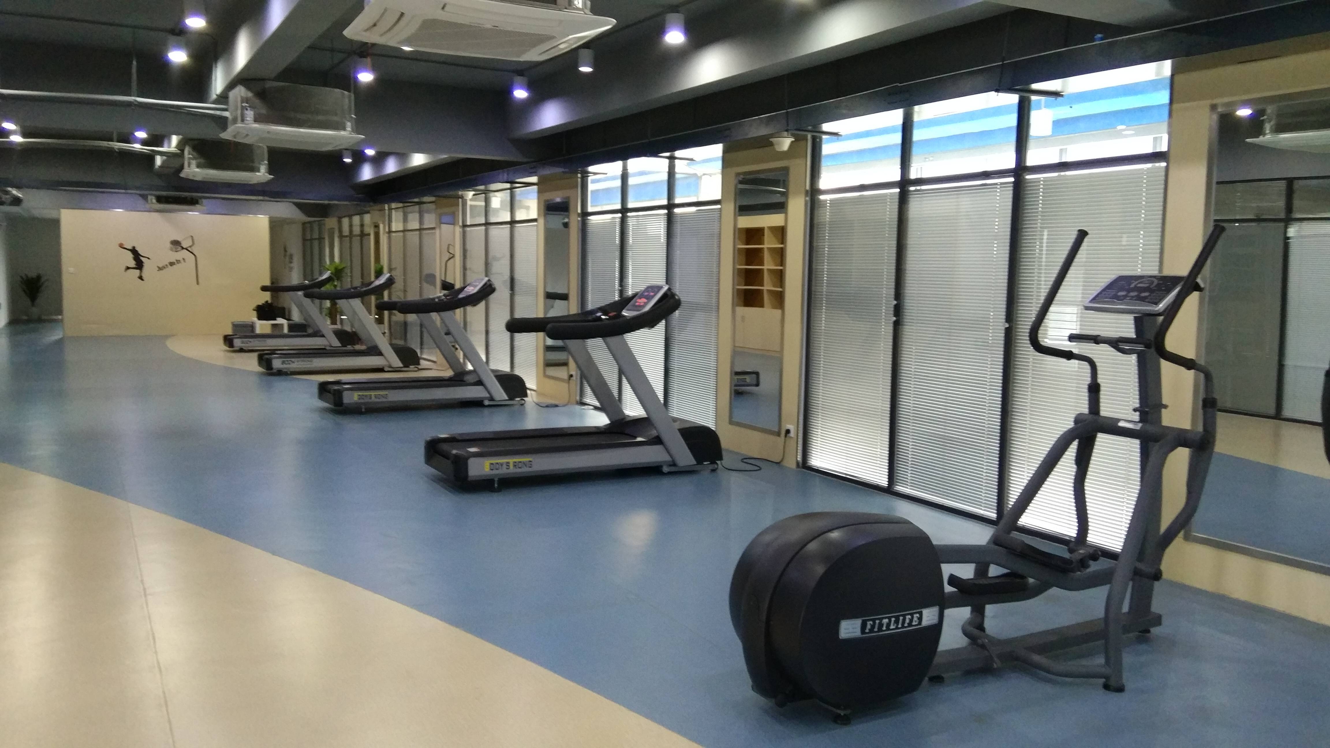 职工之家,健康小屋,文化宫,医院,全民健身中心,地产会所,老年活动中心