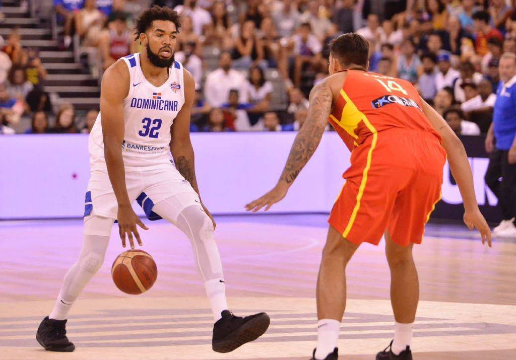 唐斯空砍20 6两技犯遭驱逐 多米尼加热身赛憾负西班牙_埃尔南戈麦斯