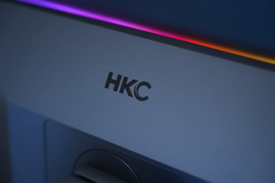 国产进场=腥风血雨？国民OLED机皇HKC OG27QK再掀电竞显示器波澜!
