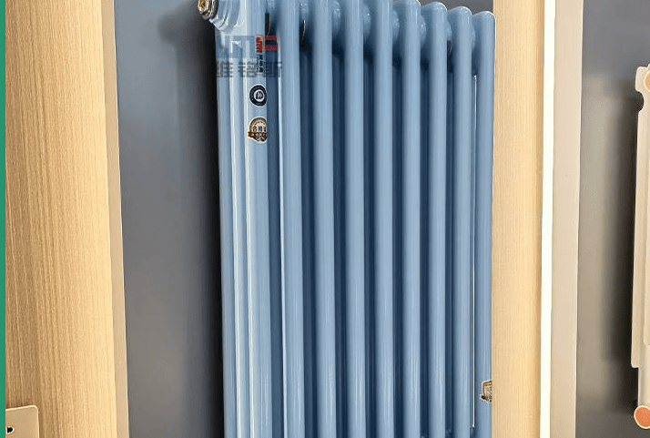三柱式钢制暖气片是由三个圆管焊接而成的单柱式暖气片