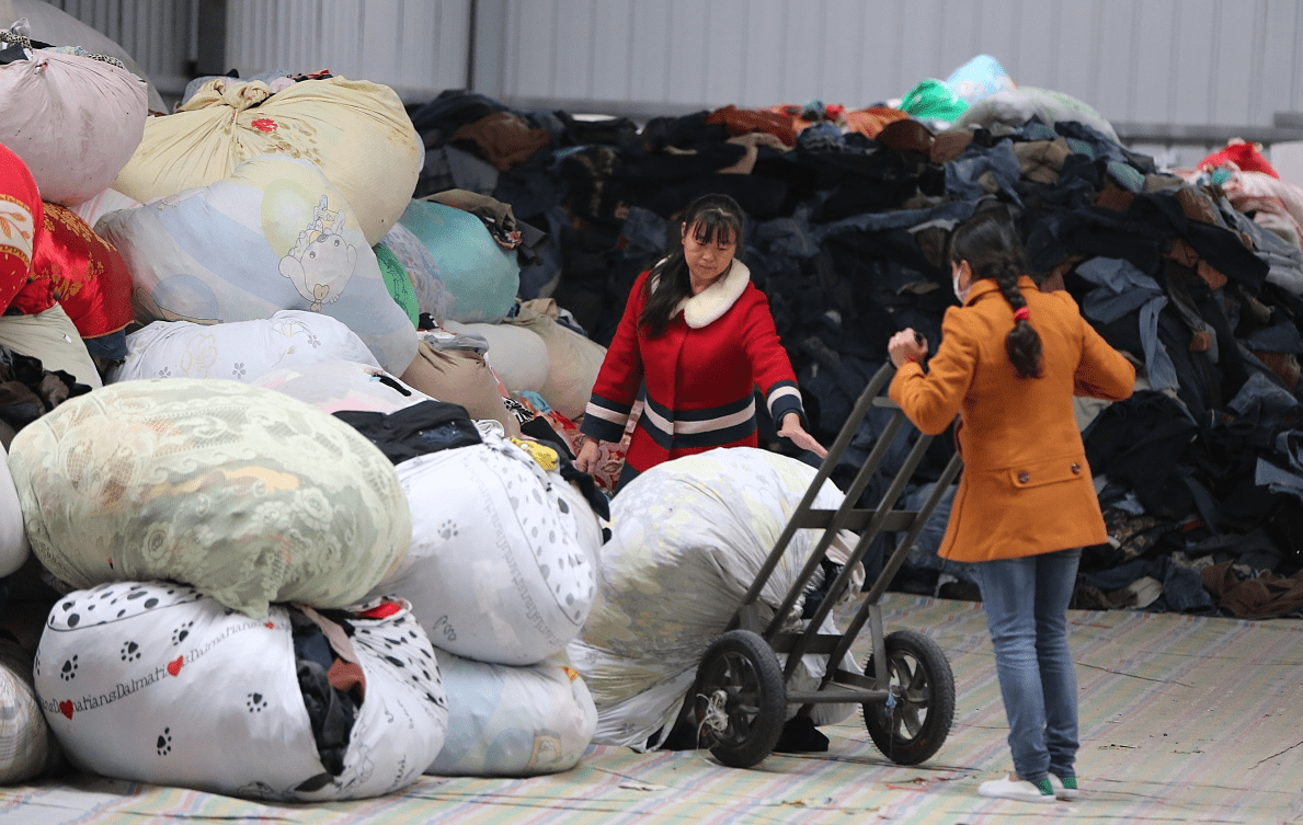 上海旧衣服上门回收,旧衣服回收的5种方法