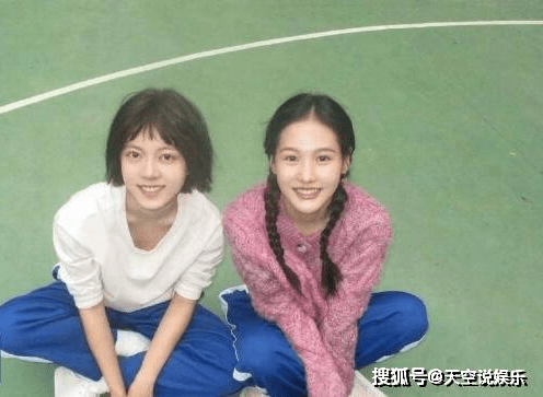 《那些回不去的年少时光》葛晓菲和罗琦琦是什么关系?许小波喜欢罗琦琦吗?_好朋友_守护_习惯性