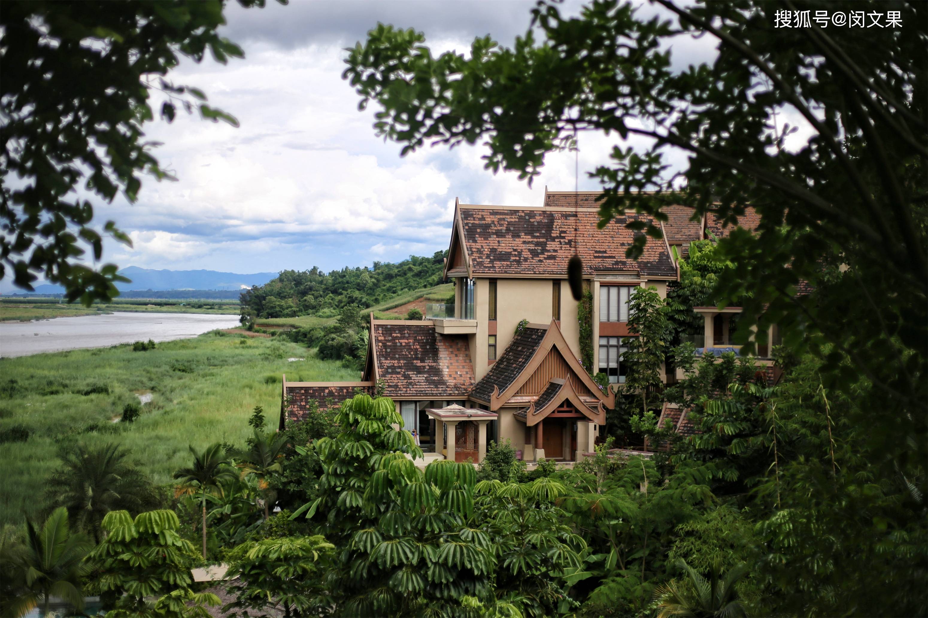 云南德宏州最好的酒店,瑞丽江河畔隐奢度假!