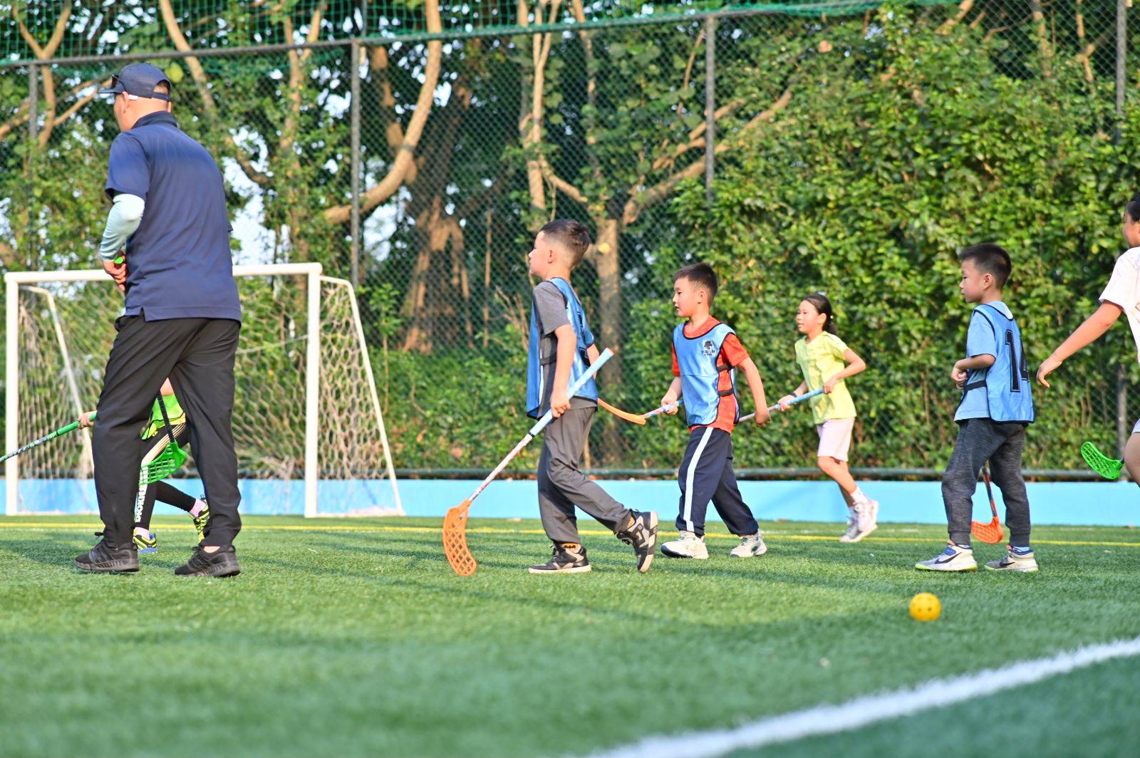 硬式曲棍球裁判技术,广州海珠区硬式曲棍球训练,比高尔夫更合理的小