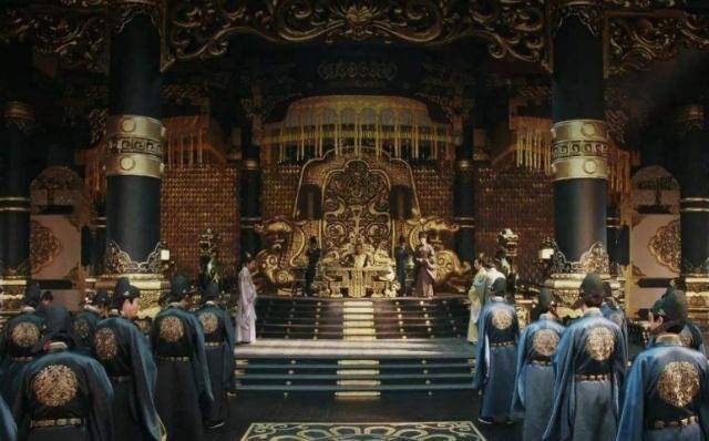 第三天的时候,甘罗代替父亲上朝,当时秦王说是不是你父亲没有找到公