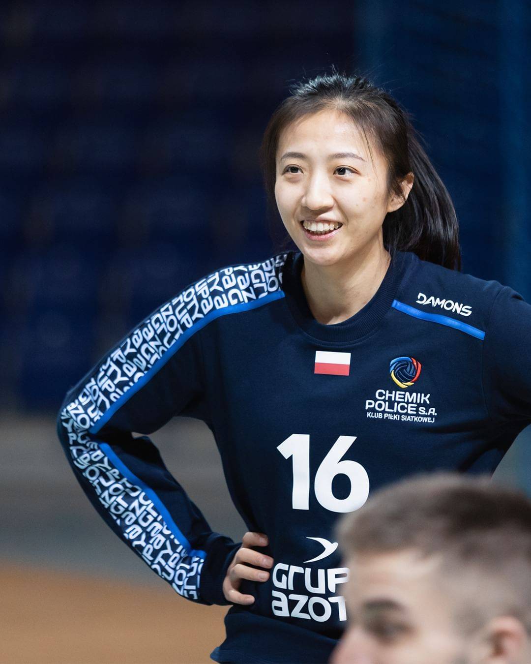 多图来袭！丁霞抵达波兰首训美图！搜狐大视野搜狐新闻