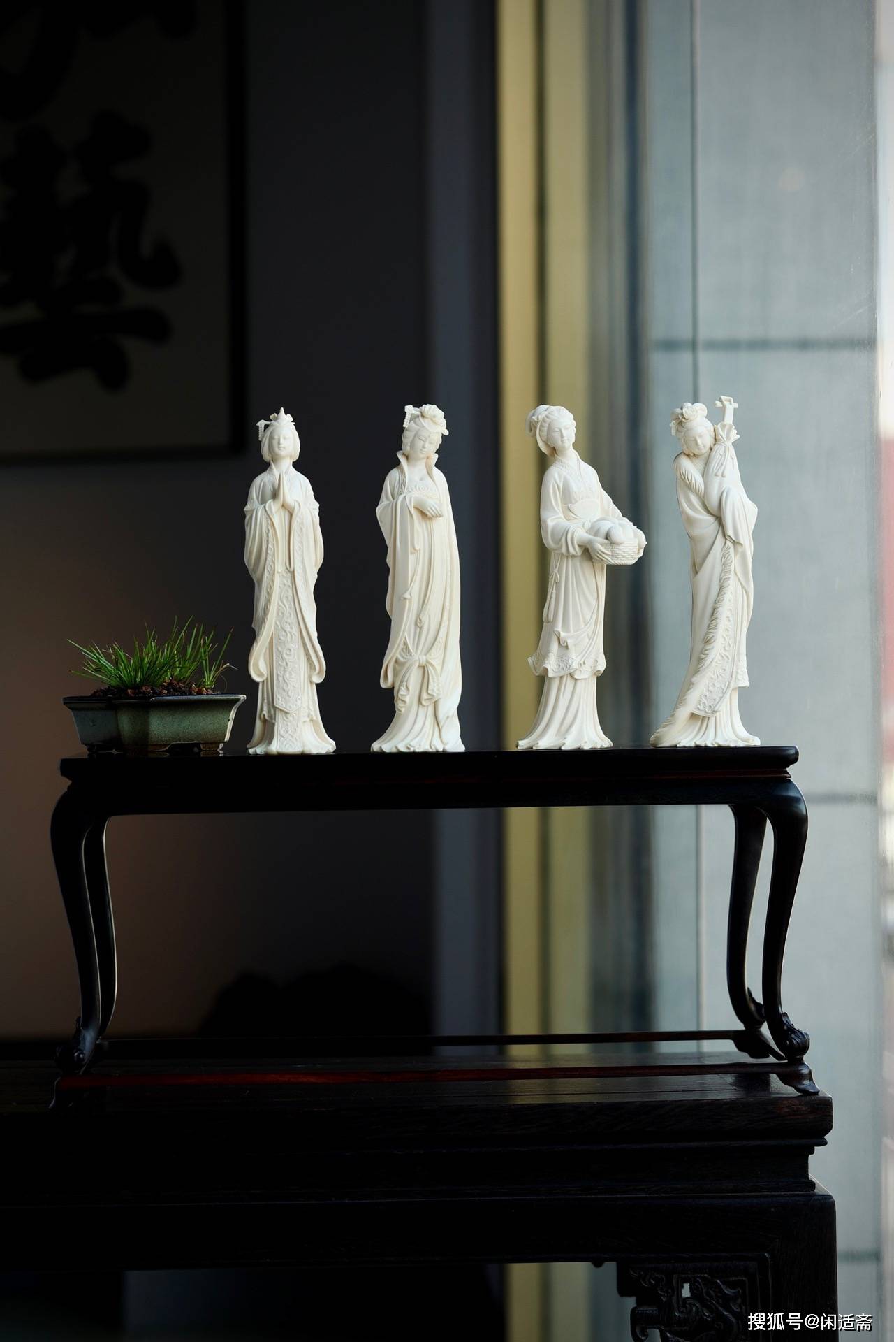 中式古典，艺术珍品，四大美女雕像_貂蝉_作品_故事
