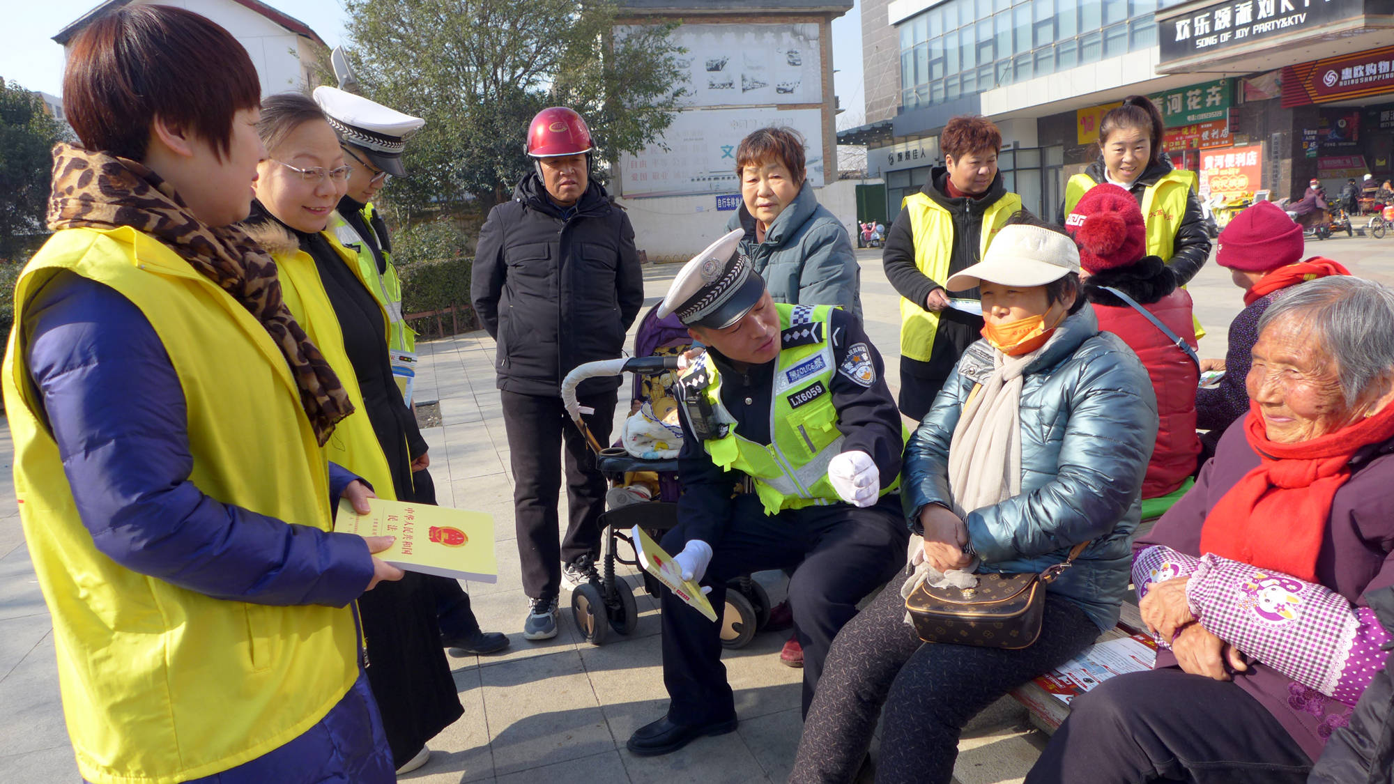 关于北大人民医院、东城区贩子挂号,确实能挂到号!的信息