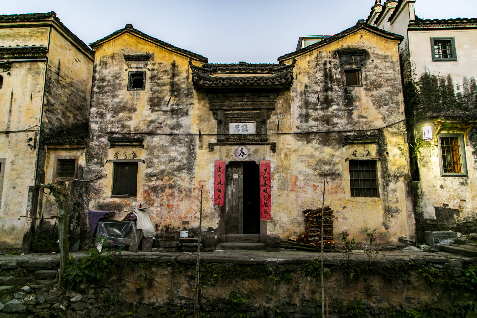 不输江南古镇,千岛湖这座古村落已经被隐藏了七百年,宛如世外桃源