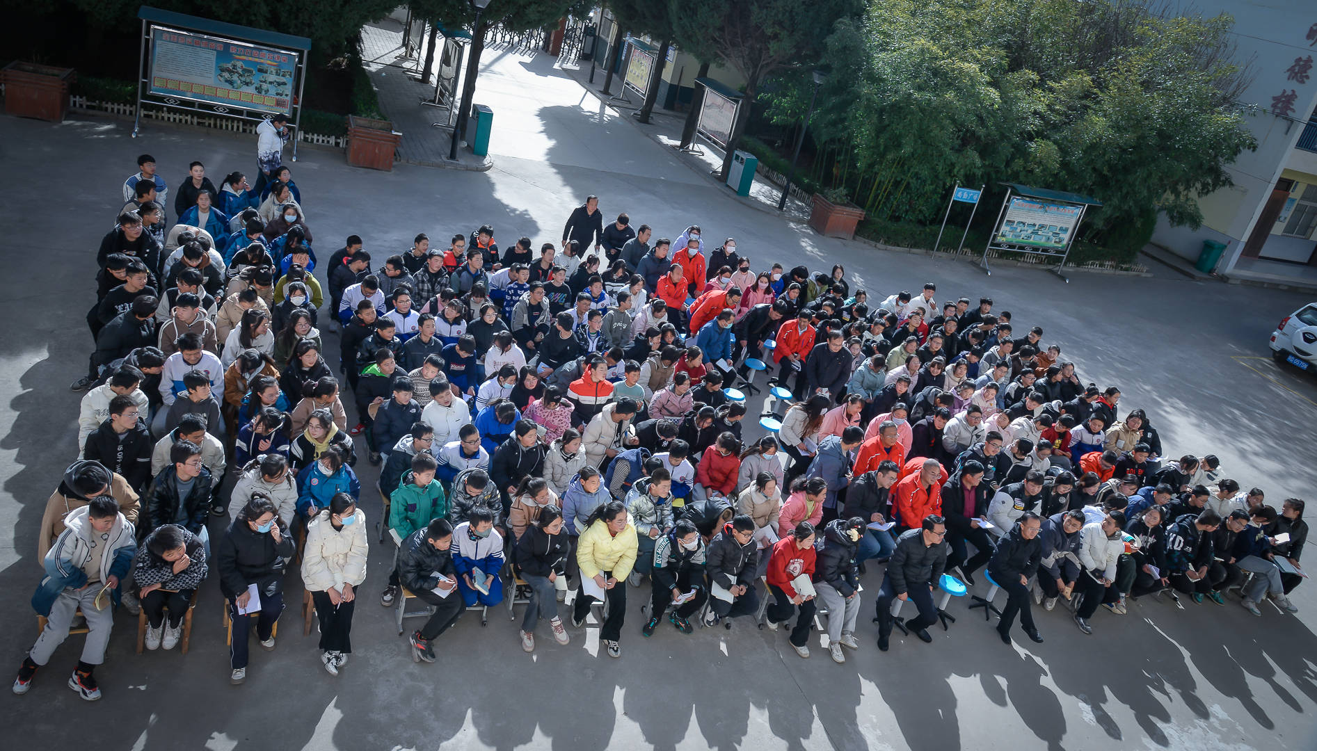 作家范墩子走进永寿县马坊中学开展文学专题讲座_写作_中国作家协会