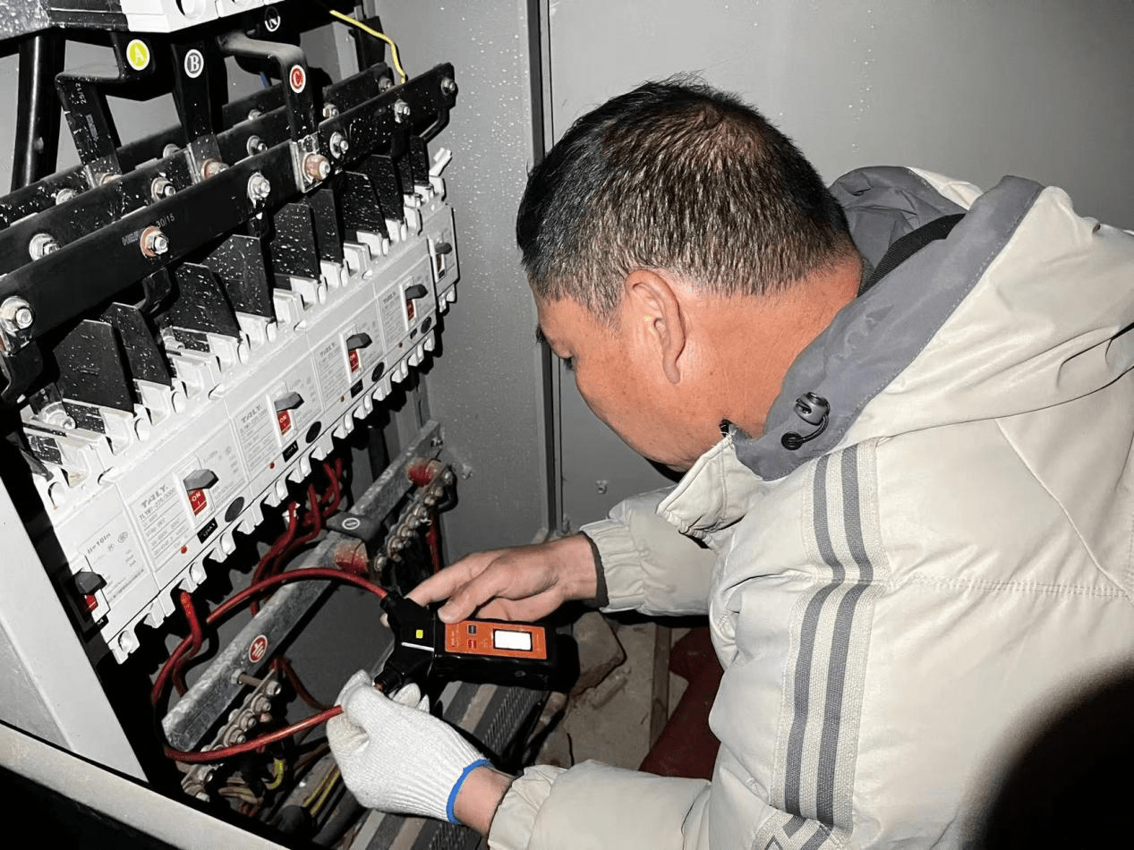 窑湾镇中心园开展电气安全专项排查活动