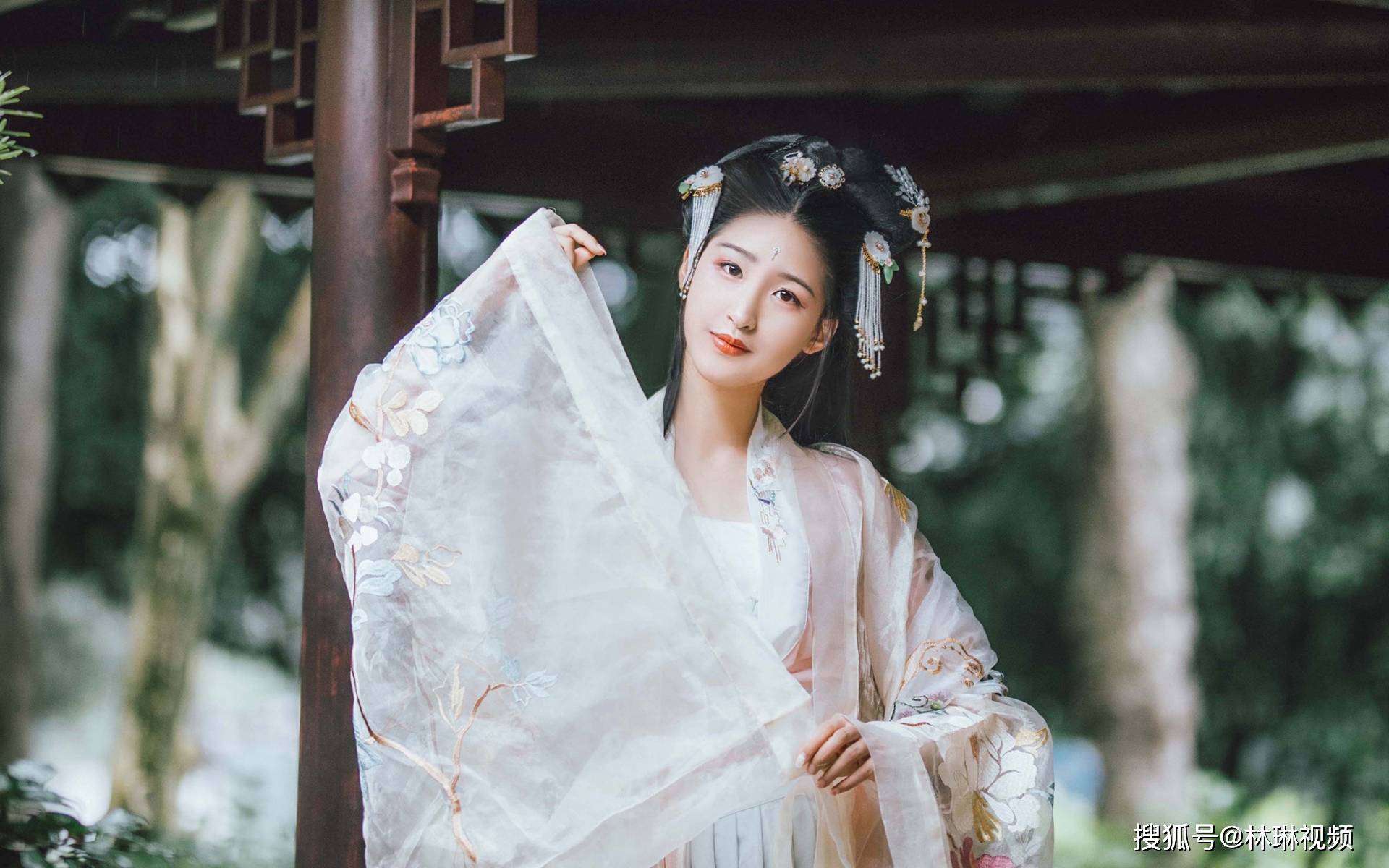 原创最搞笑的上班搞笑段子一句比一句幽默看完笑抽了笑掉了我大牙