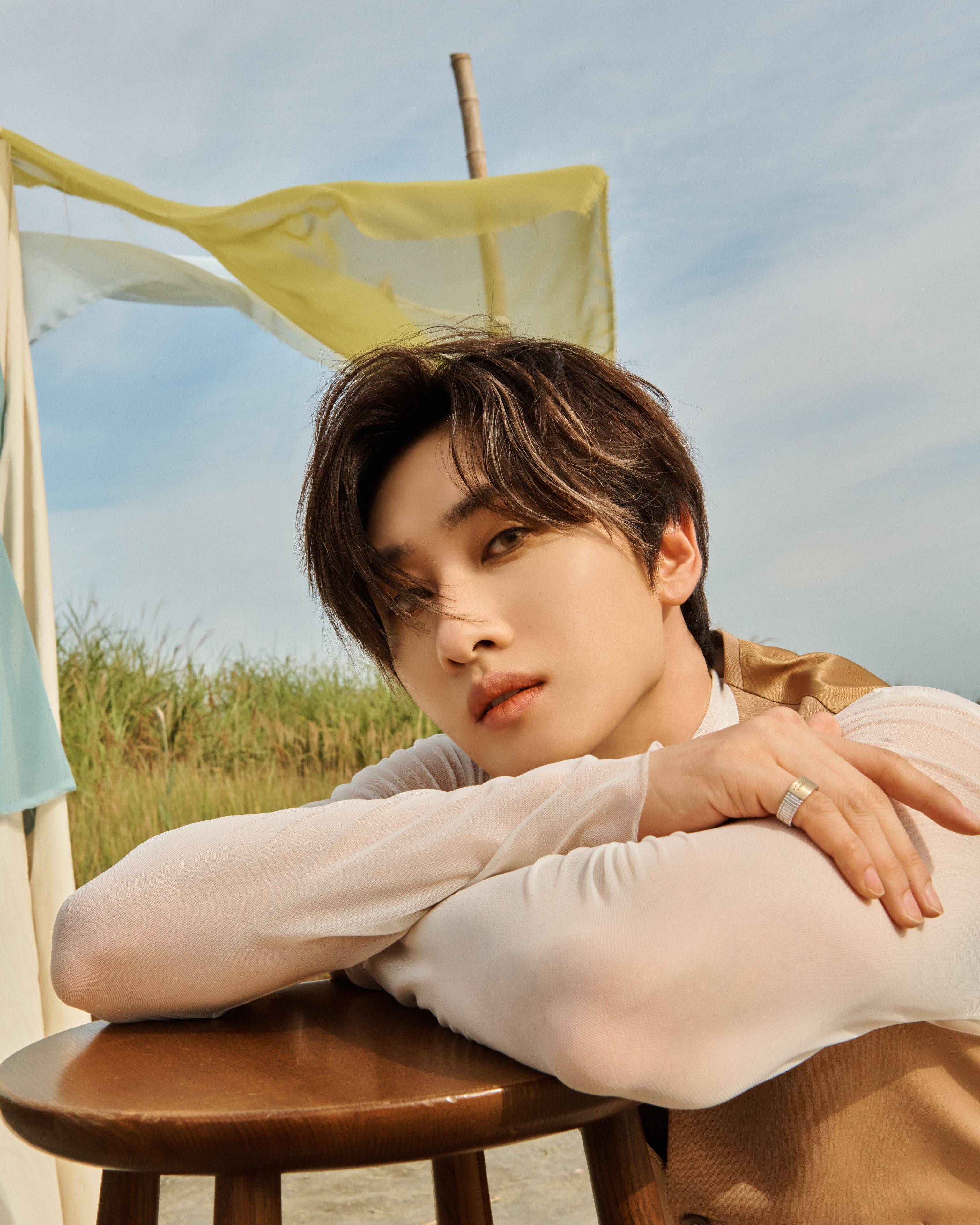 "独一无二的表演者"银赫今天出击音乐节目,首次展现新曲《be》舞台!