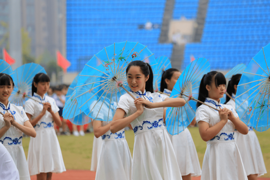 临平职高 校花图片