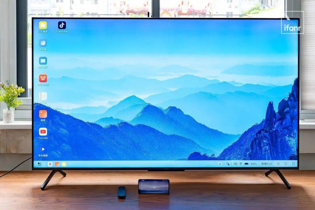 荣耀智慧屏x165英寸体验鸿蒙系统3299元这届年轻人可以重回客厅了