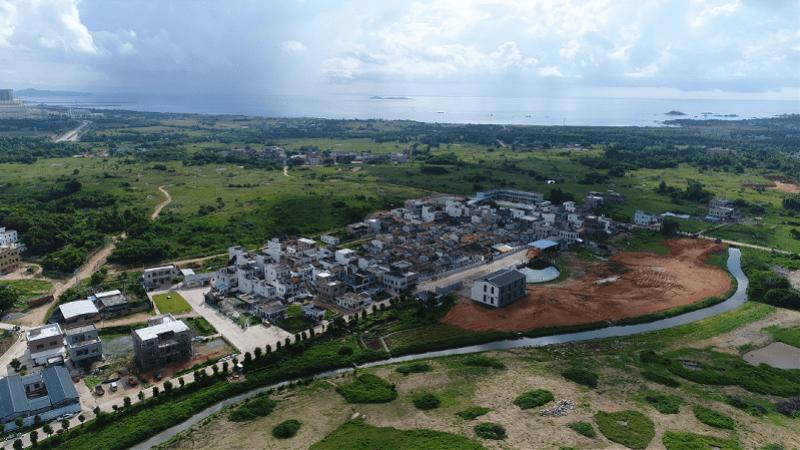 南都讯 在汕尾市红海湾经济开发区遮浪街道,东尾村从"省定贫困村"到