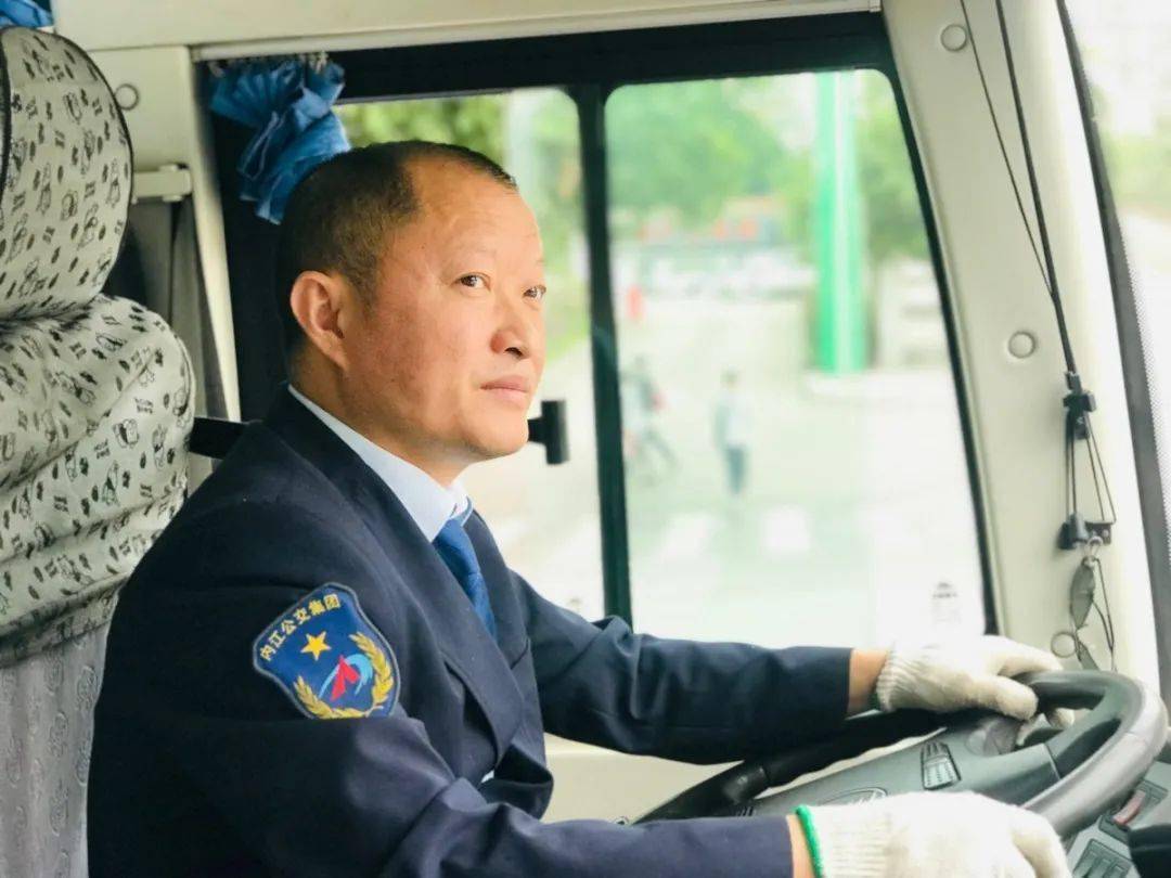 请为5名四川候选人投票!2019年"最美公交司机"推选宣传活动来了