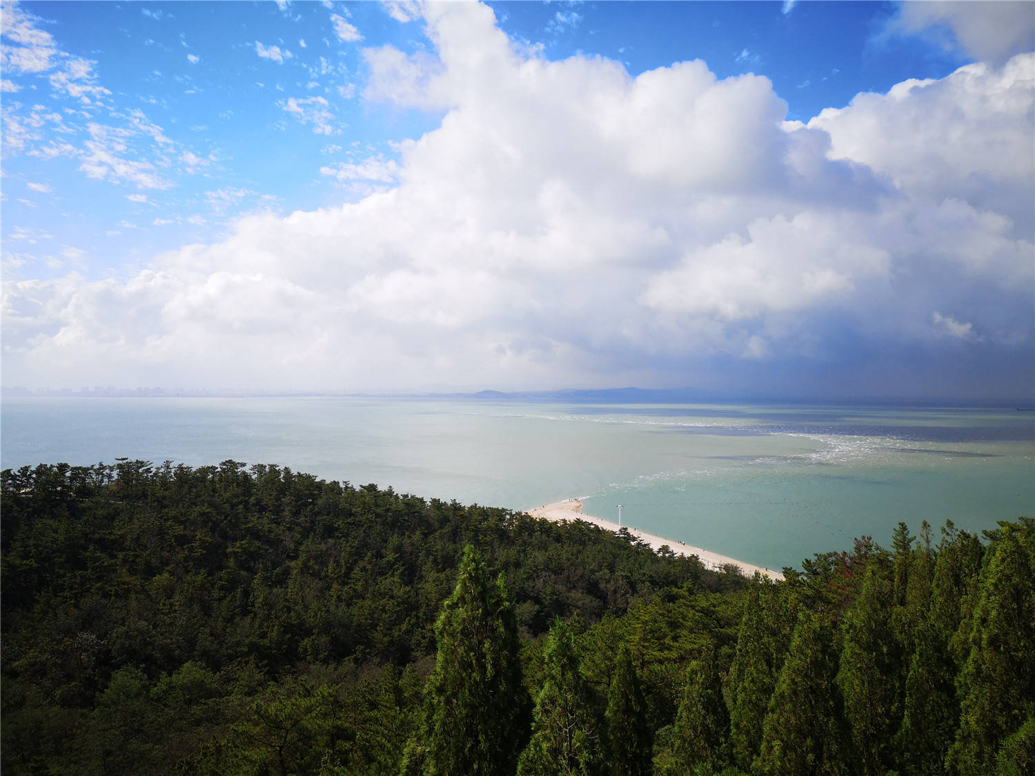 長島位於中國黃渤海交界處,由151個島嶼組成,島陸面積56平方公里,海域