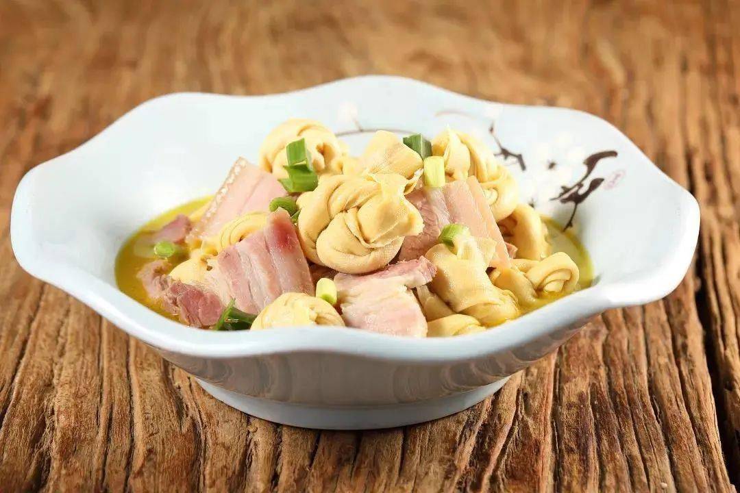 咸肉炖豆节青椒炒肥肠串烧虾农家烧鲫鱼砂锅开胃鱼头坛子菜炒肉金牌