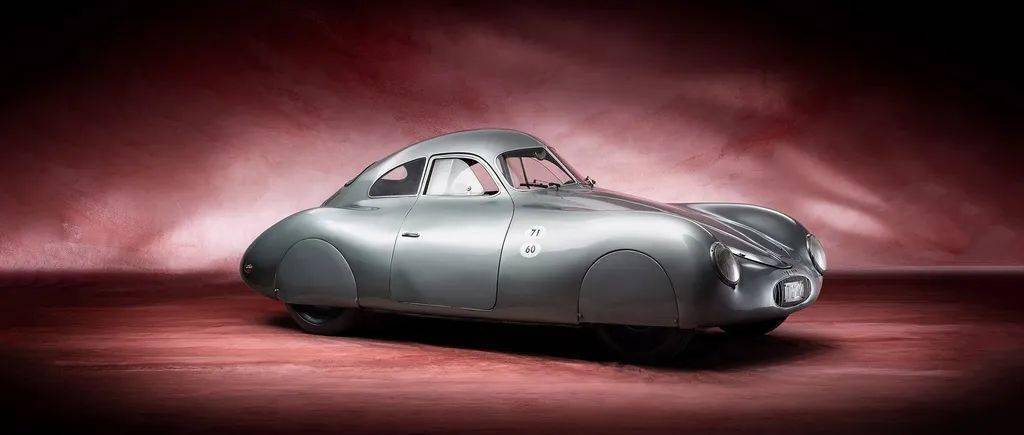 最近收了一台非常特别的模型,tsm 的1/43 保时捷type64 模型,上网查了